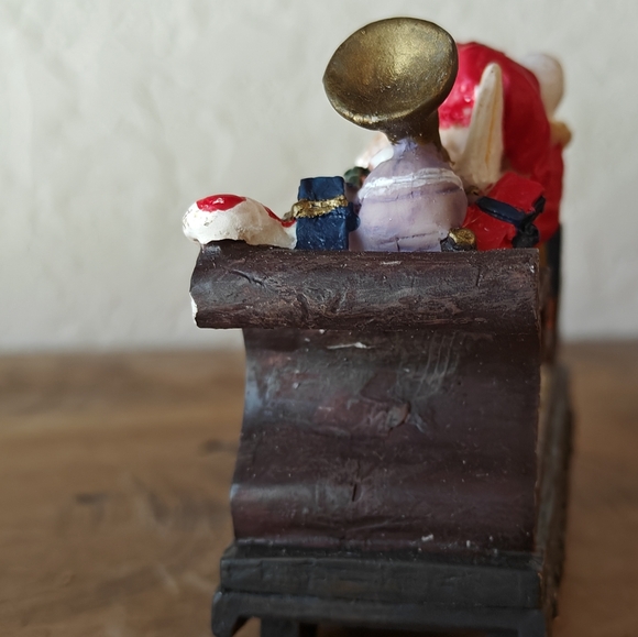 1998 2 Piece Resin Santa with Toys in Sleigh and Pile of Wood Logs Train - Picture 5 of 14